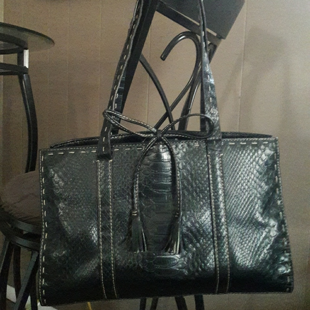 Vtg Liz Claiborne Alligator Purse Black